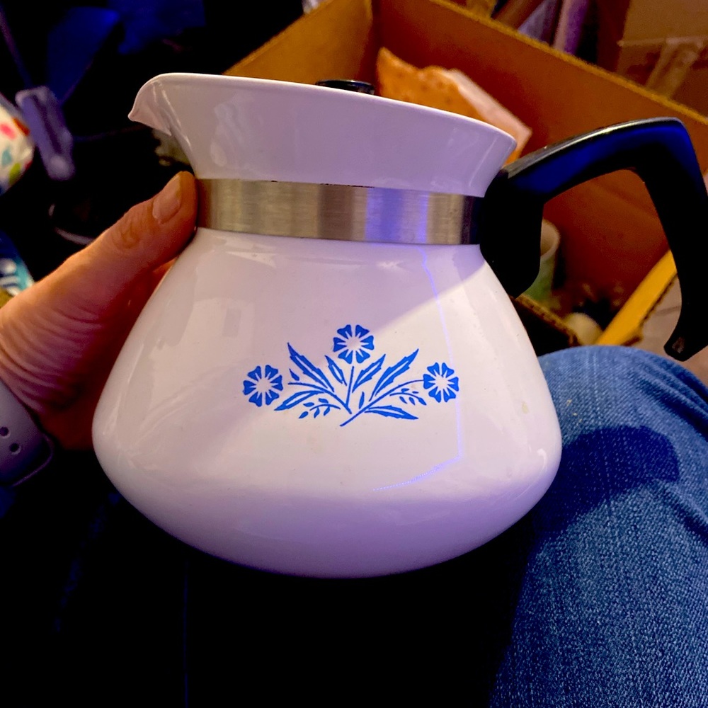 Blue cornflower corning wear tea pot